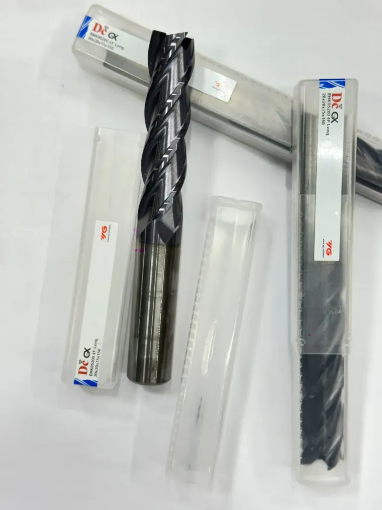 Carbide Endmill D20*150L*FL75*d20*4F Black YG1
